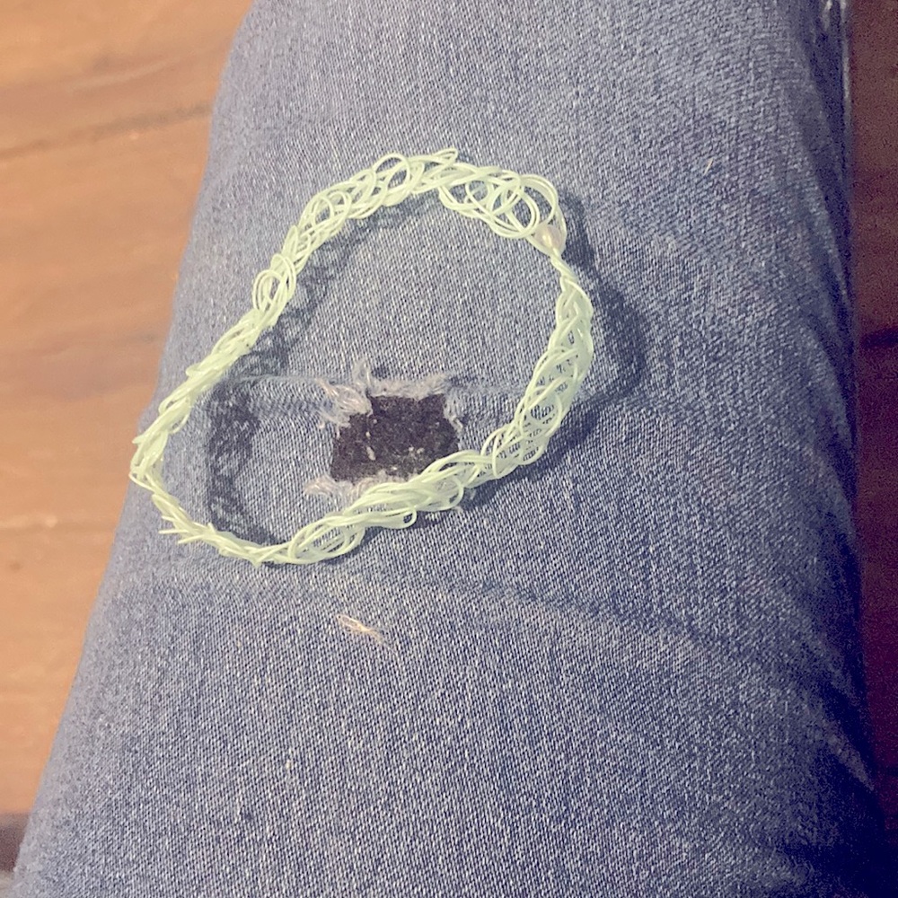 never worn choker